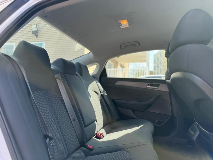 2019 Hyundai Sonata SE 2.4L, available for sale in Irvington, New Jersey | RT 603 Auto Mall. Irvington, New Jersey 2019 Hyundai Sonata SE 2.4L, available for sale in Irvington, New Jersey | RT 603 Auto Mall. Irvington, New Jersey