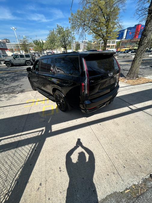2021 Cadillac Escalade Esv 4WD 4dr Sport Platinum, available for sale in Long Island City, New York | Luxury Of Queens. Long Island City, New York 2021 Cadillac Escalade Esv 4WD 4dr Sport Platinum, available for sale in Long Island City, New York | Luxury Of Queens. Long Island City, New York