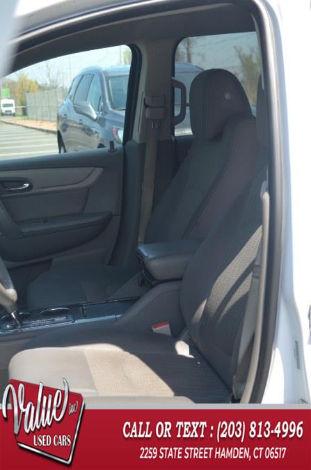 2016 Chevrolet Traverse AWD 4dr LT w/1LT, available for sale in Hamden, Connecticut | Value, Inc.. Hamden, Connecticut 2016 Chevrolet Traverse AWD 4dr LT w/1LT, available for sale in Hamden, Connecticut | Value, Inc.. Hamden, Connecticut