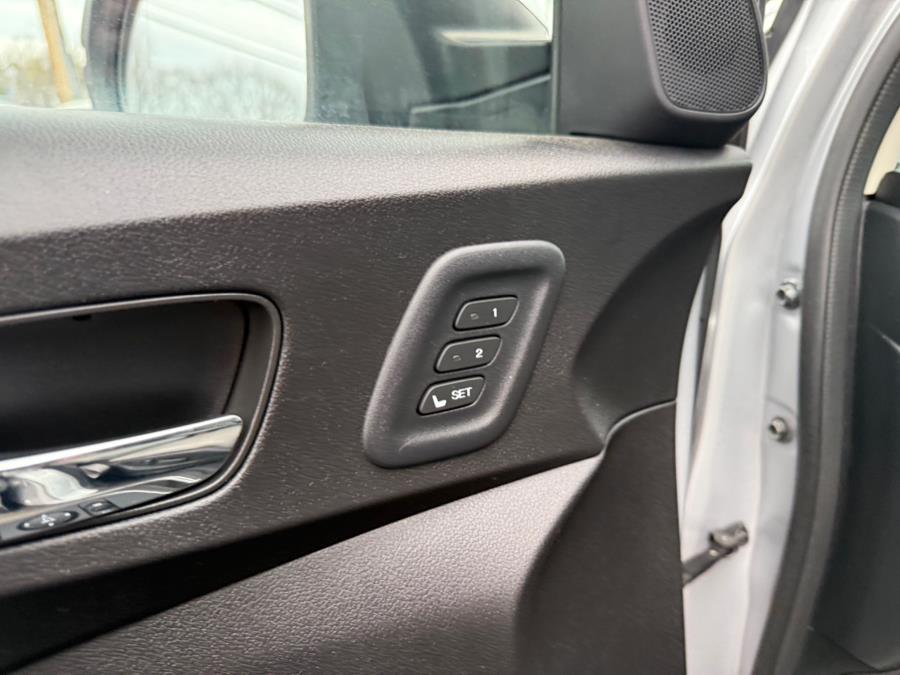 2016 Honda CR-V AWD 5dr Touring, available for sale in Peabody, Massachusetts | All Motors. Peabody, Massachusetts 2016 Honda CR-V AWD 5dr Touring, available for sale in Peabody, Massachusetts | All Motors. Peabody, Massachusetts