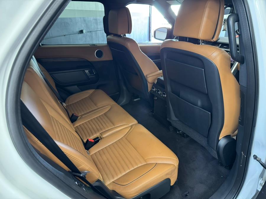 2018 Land Rover Discovery HSE Luxury V6 Supercharged, available for sale in North Miami, Florida | Bal Harbour Motor Group. North Miami, Florida 2018 Land Rover Discovery HSE Luxury V6 Supercharged, available for sale in North Miami, Florida | Bal Harbour Motor Group. North Miami, Florida
