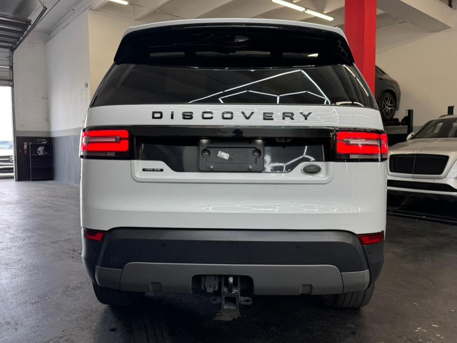 2018 Land Rover Discovery HSE Luxury V6 Supercharged, available for sale in North Miami, Florida | Bal Harbour Motor Group. North Miami, Florida 2018 Land Rover Discovery HSE Luxury V6 Supercharged, available for sale in North Miami, Florida | Bal Harbour Motor Group. North Miami, Florida