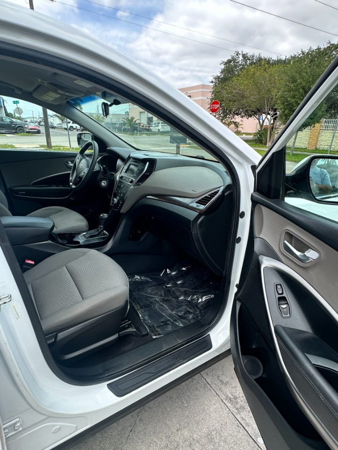 2018 Hyundai Santa Fe Sport Sport Utility 4D, available for sale in Hollywood, Florida | Select Auto Hollywood. Hollywood, Florida 2018 Hyundai Santa Fe Sport Sport Utility 4D, available for sale in Hollywood, Florida | Select Auto Hollywood. Hollywood, Florida