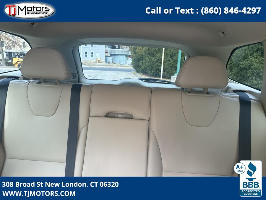 2015 Volvo XC60 2015.5 AWD 4dr T5 Premier, available for sale in New London, Connecticut | TJ Motors LLC. New London, Connecticut 2015 Volvo XC60 2015.5 AWD 4dr T5 Premier, available for sale in New London, Connecticut | TJ Motors LLC. New London, Connecticut