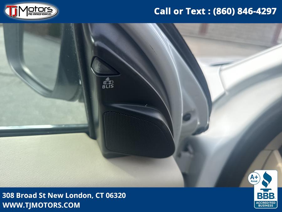 2015 Volvo XC60 2015.5 AWD 4dr T5 Premier, available for sale in New London, Connecticut | TJ Motors LLC. New London, Connecticut 2015 Volvo XC60 2015.5 AWD 4dr T5 Premier, available for sale in New London, Connecticut | TJ Motors LLC. New London, Connecticut