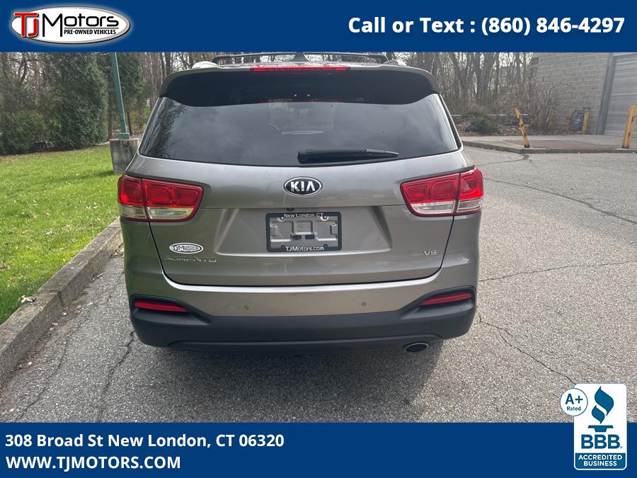 2016 Kia Sorento AWD 4dr 3.3L LX, available for sale in New London, Connecticut | TJ Motors LLC. New London, Connecticut 2016 Kia Sorento AWD 4dr 3.3L LX, available for sale in New London, Connecticut | TJ Motors LLC. New London, Connecticut