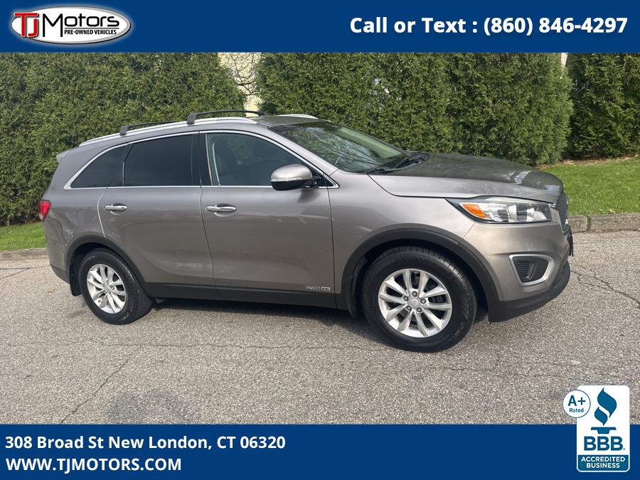 2016 Kia Sorento AWD 4dr 3.3L LX, available for sale in New London, Connecticut | TJ Motors LLC. New London, Connecticut 2016 Kia Sorento AWD 4dr 3.3L LX, available for sale in New London, Connecticut | TJ Motors LLC. New London, Connecticut