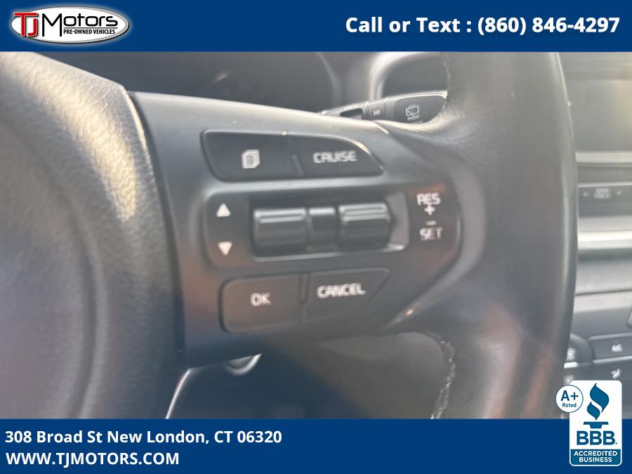 2016 Kia Sorento AWD 4dr 3.3L LX, available for sale in New London, Connecticut | TJ Motors LLC. New London, Connecticut 2016 Kia Sorento AWD 4dr 3.3L LX, available for sale in New London, Connecticut | TJ Motors LLC. New London, Connecticut