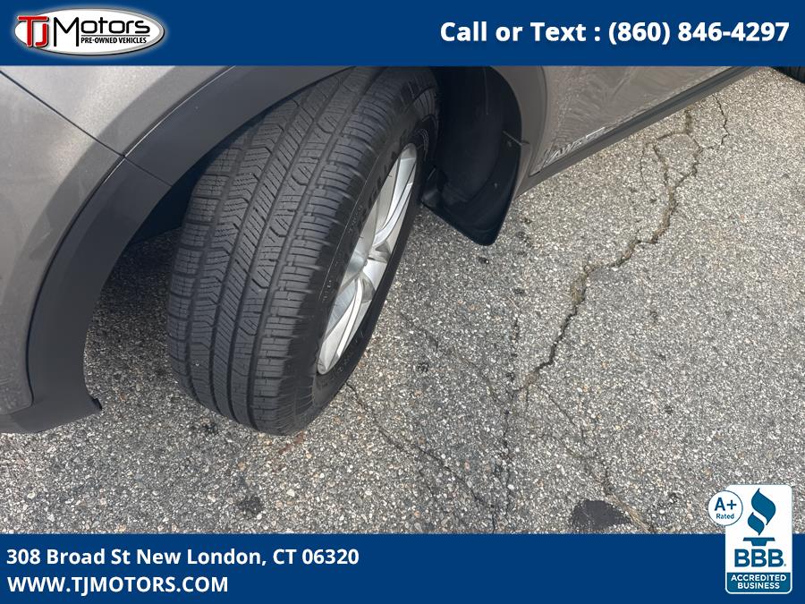 2016 Kia Sorento AWD 4dr 3.3L LX, available for sale in New London, Connecticut | TJ Motors LLC. New London, Connecticut 2016 Kia Sorento AWD 4dr 3.3L LX, available for sale in New London, Connecticut | TJ Motors LLC. New London, Connecticut