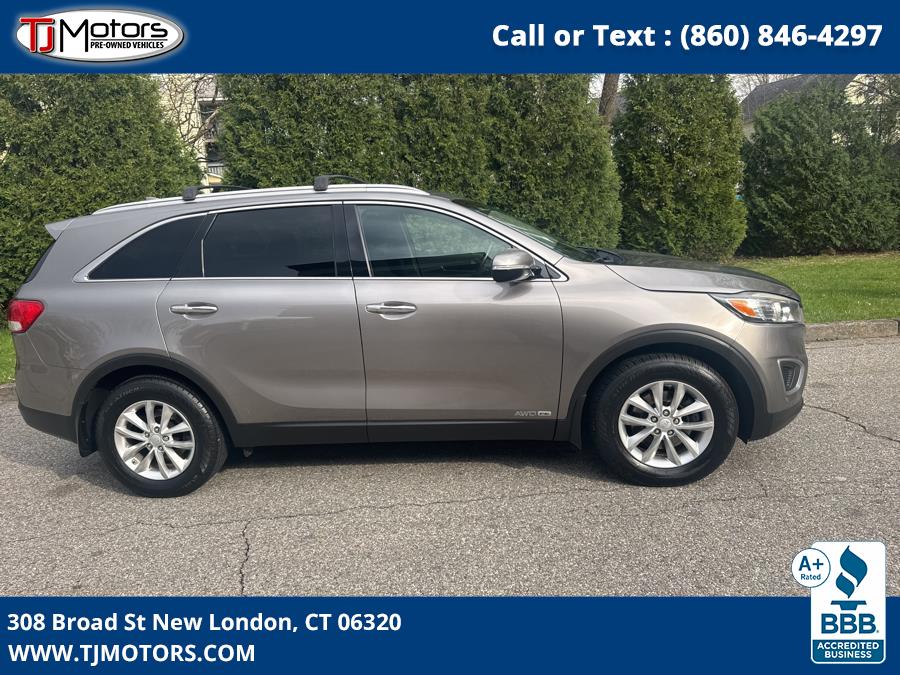 2016 Kia Sorento AWD 4dr 3.3L LX, available for sale in New London, Connecticut | TJ Motors LLC. New London, Connecticut 2016 Kia Sorento AWD 4dr 3.3L LX, available for sale in New London, Connecticut | TJ Motors LLC. New London, Connecticut