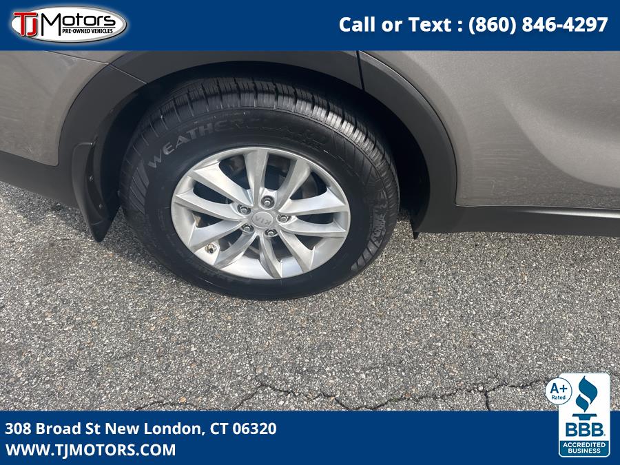 2016 Kia Sorento AWD 4dr 3.3L LX, available for sale in New London, Connecticut | TJ Motors LLC. New London, Connecticut 2016 Kia Sorento AWD 4dr 3.3L LX, available for sale in New London, Connecticut | TJ Motors LLC. New London, Connecticut