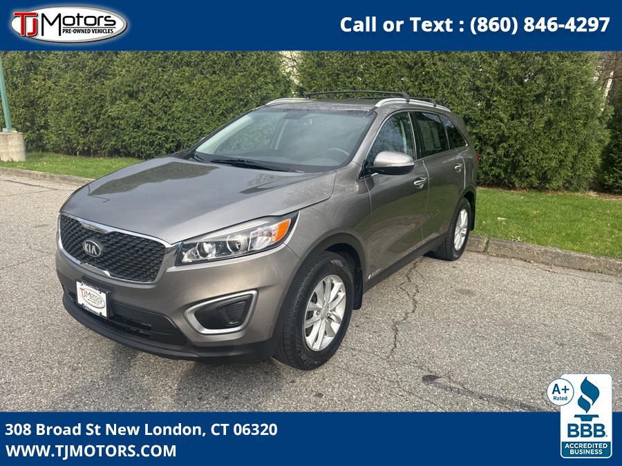 2016 Kia Sorento AWD 4dr 3.3L LX, available for sale in New London, Connecticut | TJ Motors LLC. New London, Connecticut 2016 Kia Sorento AWD 4dr 3.3L LX, available for sale in New London, Connecticut | TJ Motors LLC. New London, Connecticut