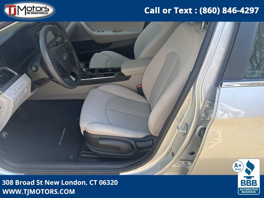 2017 Hyundai Sonata 2.4L SE, available for sale in New London, Connecticut | TJ Motors LLC. New London, Connecticut 2017 Hyundai Sonata 2.4L SE, available for sale in New London, Connecticut | TJ Motors LLC. New London, Connecticut