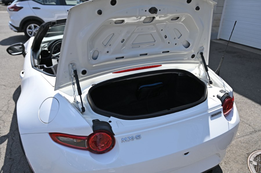 2021 Mazda MX-5 Miata Sport Auto, available for sale in Waterbury, Connecticut | Highline Car Connection. Waterbury, Connecticut 2021 Mazda MX-5 Miata Sport Auto, available for sale in Waterbury, Connecticut | Highline Car Connection. Waterbury, Connecticut