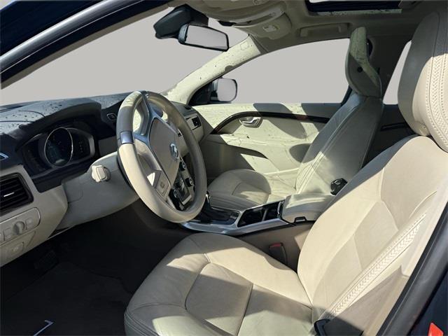 2014 Volvo Xc70 T6, available for sale in Stratford, Connecticut | Wiz Leasing Inc. Stratford, Connecticut 2014 Volvo Xc70 T6, available for sale in Stratford, Connecticut | Wiz Leasing Inc. Stratford, Connecticut