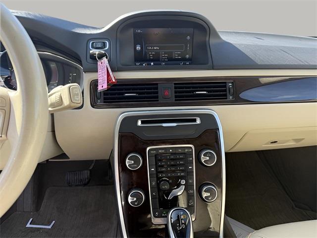 2014 Volvo Xc70 T6, available for sale in Stratford, Connecticut | Wiz Leasing Inc. Stratford, Connecticut 2014 Volvo Xc70 T6, available for sale in Stratford, Connecticut | Wiz Leasing Inc. Stratford, Connecticut