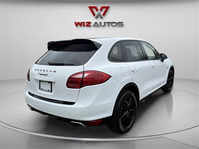 2013 Porsche Cayenne S Hybrid, available for sale in Stratford, Connecticut | Wiz Leasing Inc. Stratford, Connecticut 2013 Porsche Cayenne S Hybrid, available for sale in Stratford, Connecticut | Wiz Leasing Inc. Stratford, Connecticut