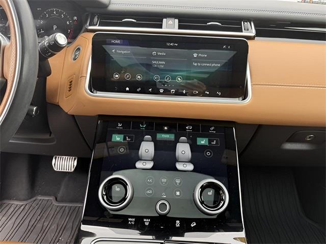 2019 Land Rover Range Rover Velar SE R-Dynamic, available for sale in Stratford, Connecticut | Wiz Leasing Inc. Stratford, Connecticut 2019 Land Rover Range Rover Velar SE R-Dynamic, available for sale in Stratford, Connecticut | Wiz Leasing Inc. Stratford, Connecticut