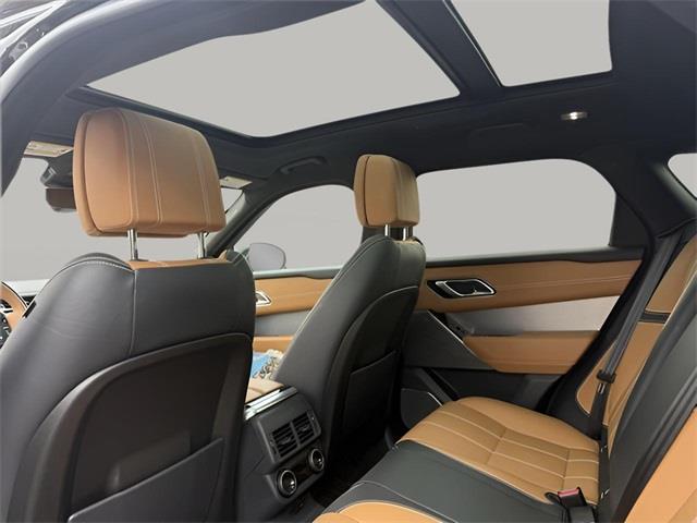 2019 Land Rover Range Rover Velar SE R-Dynamic, available for sale in Stratford, Connecticut | Wiz Leasing Inc. Stratford, Connecticut 2019 Land Rover Range Rover Velar SE R-Dynamic, available for sale in Stratford, Connecticut | Wiz Leasing Inc. Stratford, Connecticut