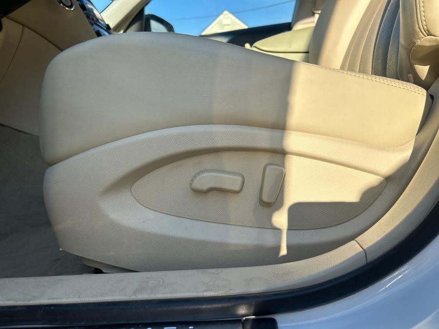 2016 INFINITI QX50 AWD 4dr, available for sale in Hartford, Connecticut | Lex Autos LLC. Hartford, Connecticut 2016 INFINITI QX50 AWD 4dr, available for sale in Hartford, Connecticut | Lex Autos LLC. Hartford, Connecticut