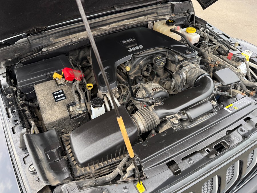 2020 Jeep Wrangler Unlimited Sahara Altitude 4x4, available for sale in Ortonville, Michigan | Marsh Auto Sales LLC. Ortonville, Michigan 2020 Jeep Wrangler Unlimited Sahara Altitude 4x4, available for sale in Ortonville, Michigan | Marsh Auto Sales LLC. Ortonville, Michigan