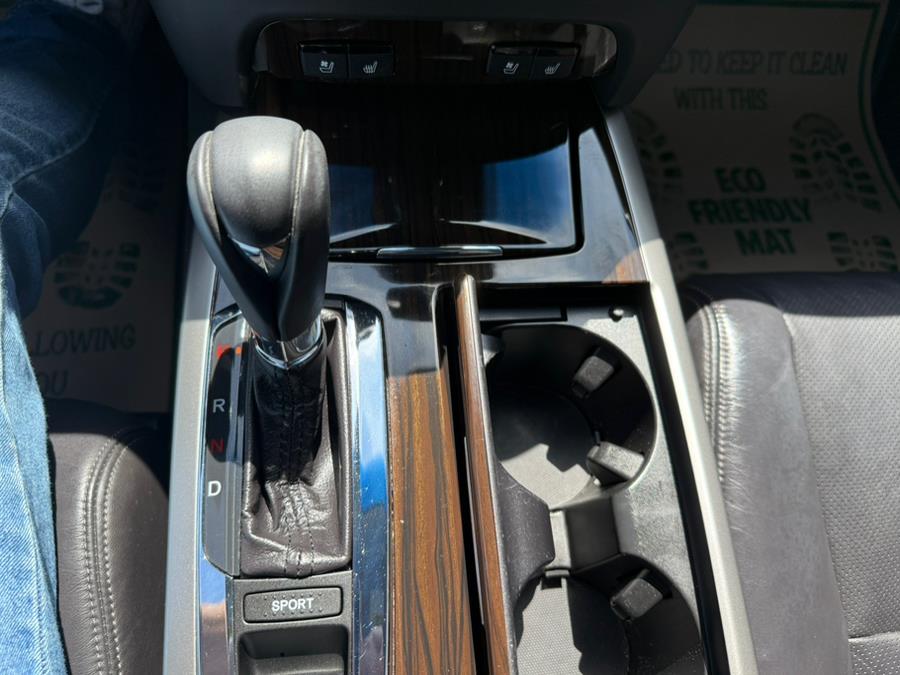 2017 Acura RLX Sedan w/Advance Pkg, available for sale in East Windsor, Connecticut | Century Auto And Truck. East Windsor, Connecticut 2017 Acura RLX Sedan w/Advance Pkg, available for sale in East Windsor, Connecticut | Century Auto And Truck. East Windsor, Connecticut