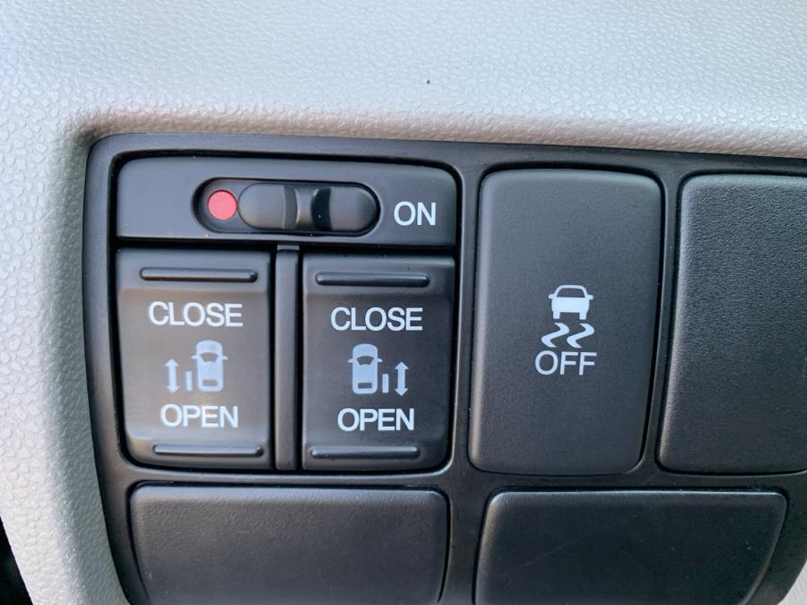 2013 Honda Odyssey 5dr EX, available for sale in Springfield, Massachusetts | Absolute Motors Inc. Springfield, Massachusetts 2013 Honda Odyssey 5dr EX, available for sale in Springfield, Massachusetts | Absolute Motors Inc. Springfield, Massachusetts