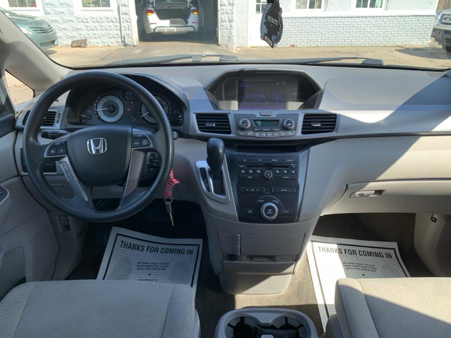 2013 Honda Odyssey 5dr EX, available for sale in Springfield, Massachusetts | Absolute Motors Inc. Springfield, Massachusetts 2013 Honda Odyssey 5dr EX, available for sale in Springfield, Massachusetts | Absolute Motors Inc. Springfield, Massachusetts