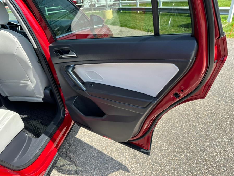 2019 Volkswagen Tiguan 2.0T SEL 4MOTION, available for sale in South Windsor, Connecticut | Mike And Tony Auto Sales, Inc. South Windsor, Connecticut 2019 Volkswagen Tiguan 2.0T SEL 4MOTION, available for sale in South Windsor, Connecticut | Mike And Tony Auto Sales, Inc. South Windsor, Connecticut