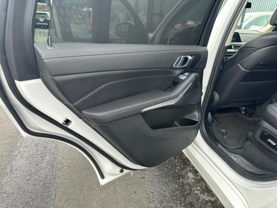 2022 BMW X7 xDrive40i Sports Activity Vehicle, available for sale in Brooklyn, New York | Brooklyn Auto Mall LLC. Brooklyn, New York 2022 BMW X7 xDrive40i Sports Activity Vehicle, available for sale in Brooklyn, New York | Brooklyn Auto Mall LLC. Brooklyn, New York