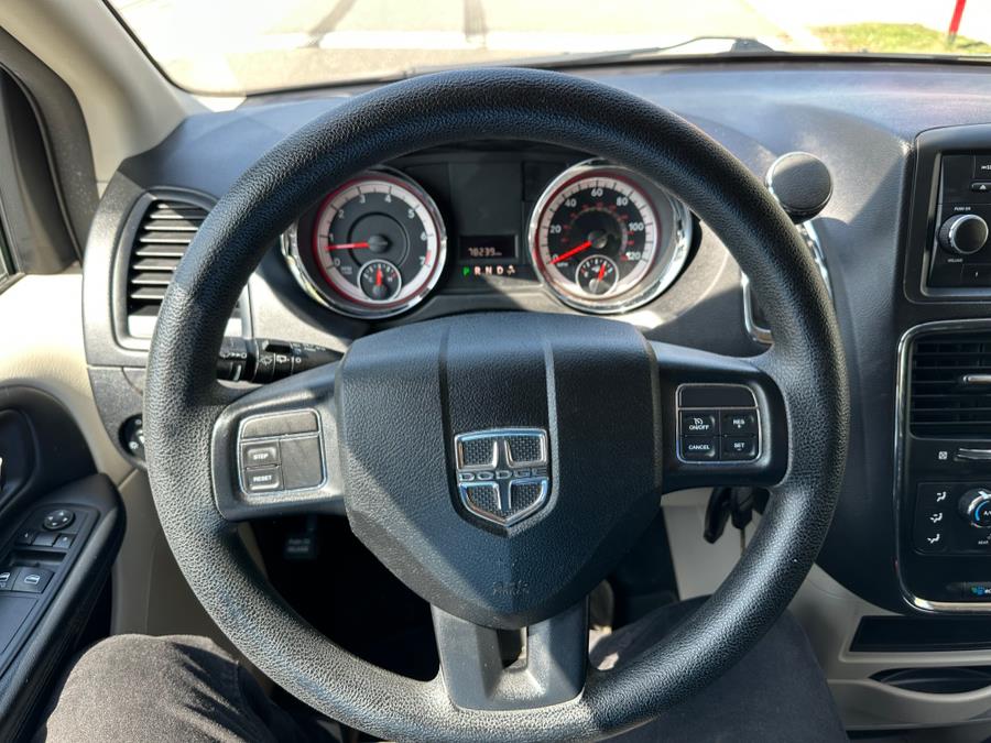 2016 Dodge Grand Caravan 4dr Wgn SE, available for sale in Copiague, New York | Great Deal Motors. Copiague, New York 2016 Dodge Grand Caravan 4dr Wgn SE, available for sale in Copiague, New York | Great Deal Motors. Copiague, New York