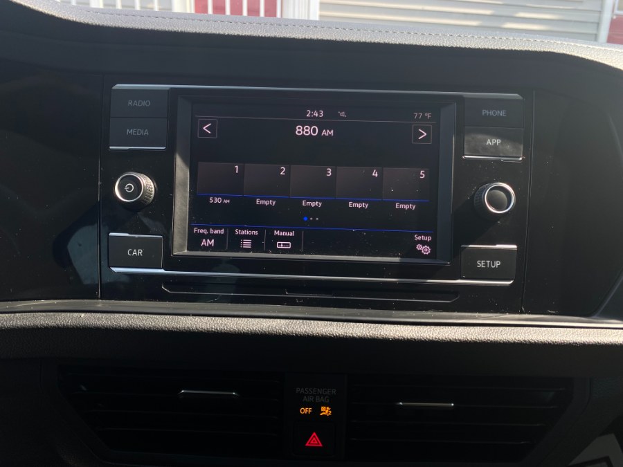 2019 Volkswagen Jetta SE Auto w/SULEV, available for sale in Paterson, New Jersey | DZ Automall. Paterson, New Jersey 2019 Volkswagen Jetta SE Auto w/SULEV, available for sale in Paterson, New Jersey | DZ Automall. Paterson, New Jersey