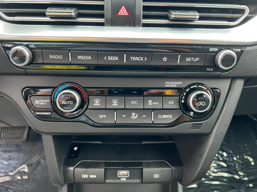 2022 Kia Niro EV S FWD, available for sale in Daly City, California | Green Light Auto Wholesale. Daly City, California 2022 Kia Niro EV S FWD, available for sale in Daly City, California | Green Light Auto Wholesale. Daly City, California