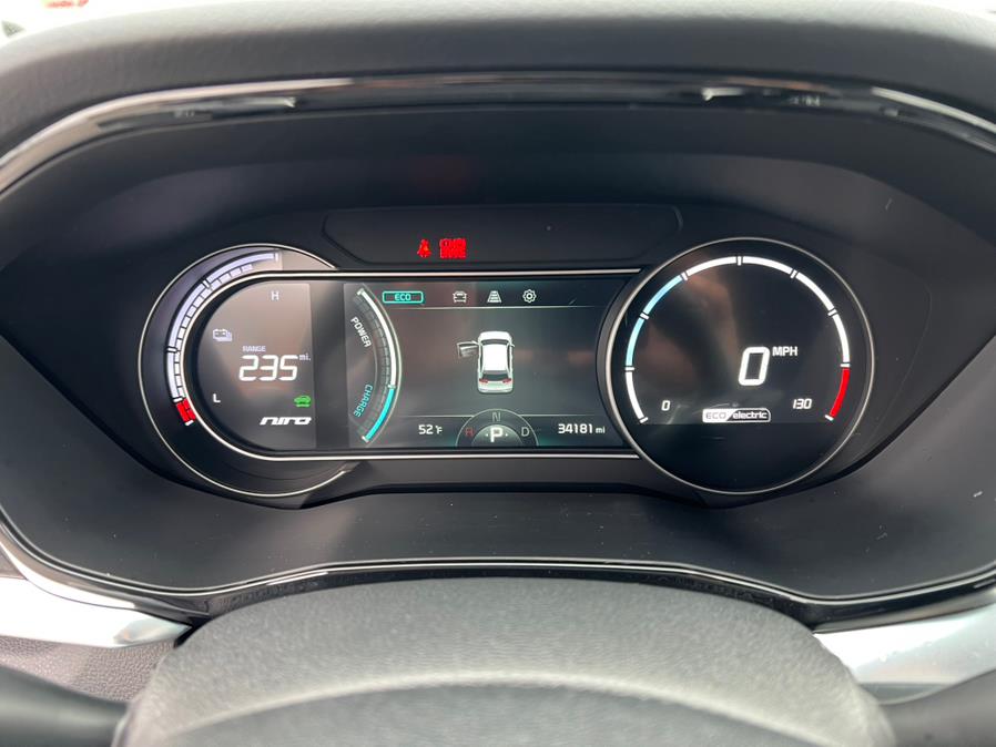2022 Kia Niro EV S FWD, available for sale in Daly City, California | Green Light Auto Wholesale. Daly City, California 2022 Kia Niro EV S FWD, available for sale in Daly City, California | Green Light Auto Wholesale. Daly City, California