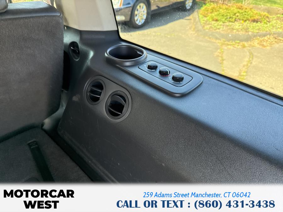 2010 Jeep Commander 4WD 4dr Limited, available for sale in Manchester, Connecticut | Motorcar West. Manchester, Connecticut 2010 Jeep Commander 4WD 4dr Limited, available for sale in Manchester, Connecticut | Motorcar West. Manchester, Connecticut