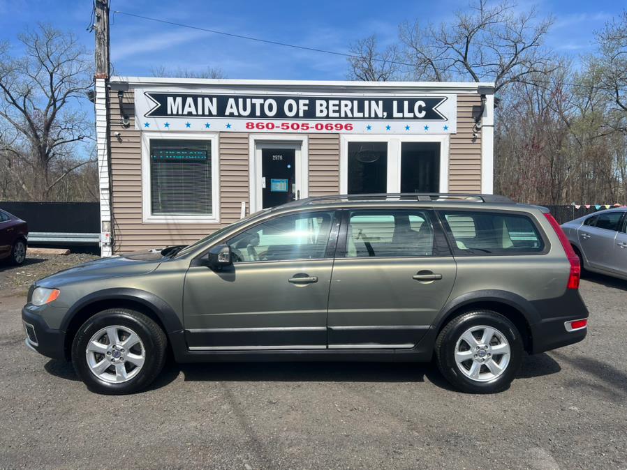 Used 2009 Volvo XC70 in Berlin, Connecticut | Main Auto of Berlin. Berlin, Connecticut