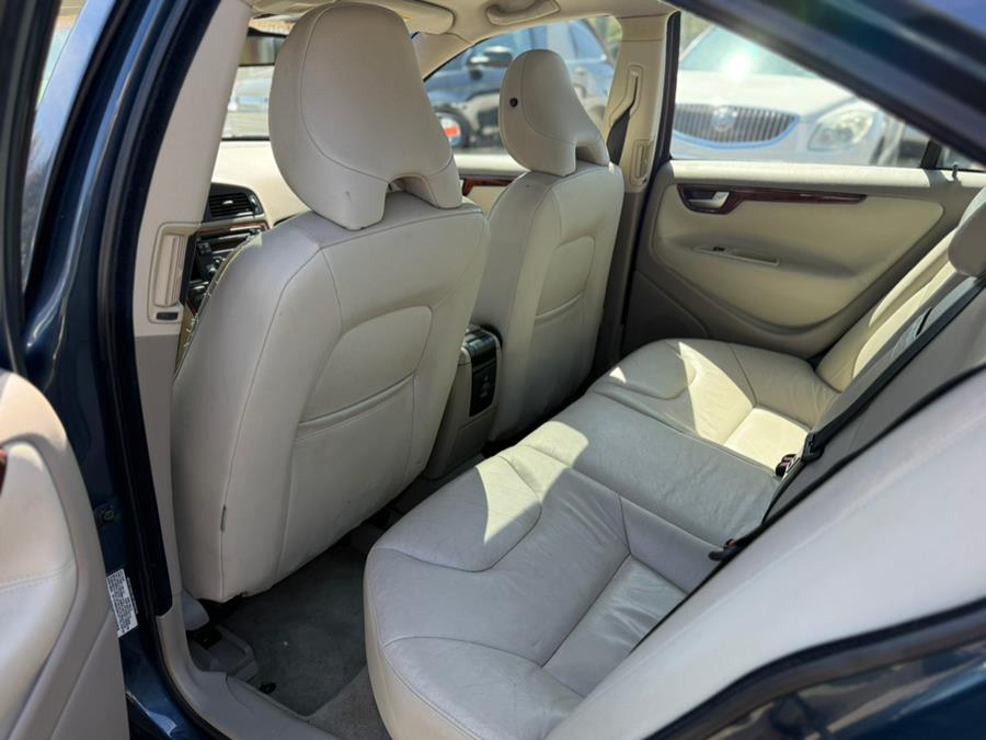 2006 Volvo S60 2.5L Turbo AWD Auto w/Sunroof, available for sale in East Windsor, Connecticut | STS Automotive. East Windsor, Connecticut 2006 Volvo S60 2.5L Turbo AWD Auto w/Sunroof, available for sale in East Windsor, Connecticut | STS Automotive. East Windsor, Connecticut