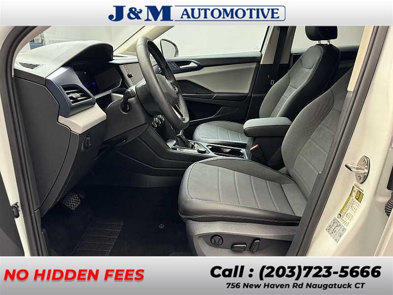 2022 Volkswagen Taos SE, available for sale in Naugatuck, Connecticut | J&M Automotive Sls&Svc LLC. Naugatuck, Connecticut 2022 Volkswagen Taos SE, available for sale in Naugatuck, Connecticut | J&M Automotive Sls&Svc LLC. Naugatuck, Connecticut