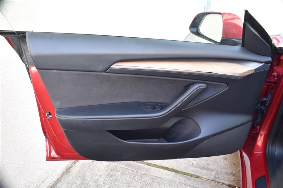 2021 Tesla Model 3 Standard Range Plus 4dr Sedan, available for sale in Great Neck, New York | Camy Cars. Great Neck, New York 2021 Tesla Model 3 Standard Range Plus 4dr Sedan, available for sale in Great Neck, New York | Camy Cars. Great Neck, New York