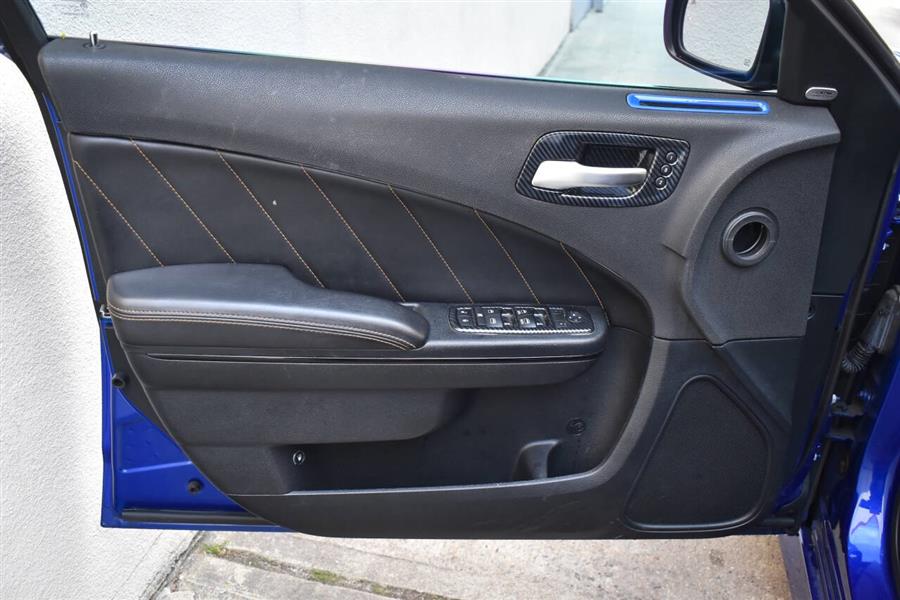 2018 Dodge Charger R/T Scat Pack 4dr Sedan, available for sale in Great Neck, New York | Camy Cars. Great Neck, New York 2018 Dodge Charger R/T Scat Pack 4dr Sedan, available for sale in Great Neck, New York | Camy Cars. Great Neck, New York