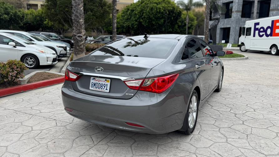 2013 Hyundai Sonata 4dr Sdn 2.4L Auto Limited, available for sale in Tustin, California | Carox LLC. Tustin, California 2013 Hyundai Sonata 4dr Sdn 2.4L Auto Limited, available for sale in Tustin, California | Carox LLC. Tustin, California