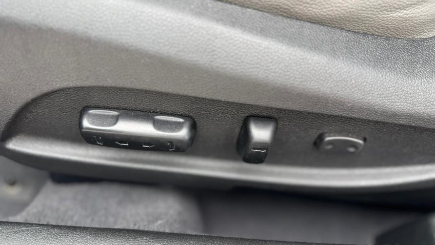 2013 Hyundai Sonata 4dr Sdn 2.4L Auto Limited, available for sale in Tustin, California | Carox LLC. Tustin, California 2013 Hyundai Sonata 4dr Sdn 2.4L Auto Limited, available for sale in Tustin, California | Carox LLC. Tustin, California