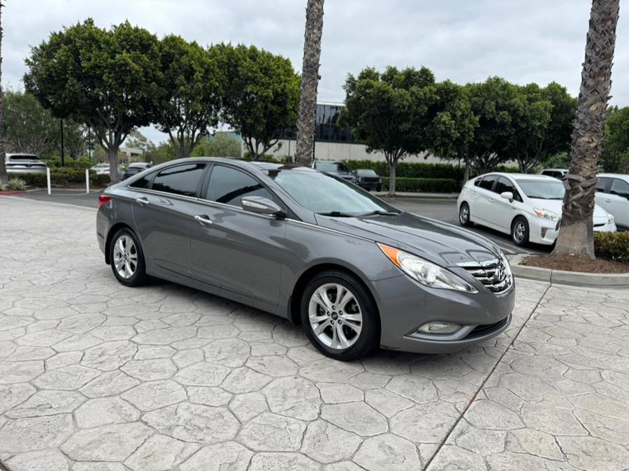 2013 Hyundai Sonata 4dr Sdn 2.4L Auto Limited, available for sale in Tustin, California | Carox LLC. Tustin, California 2013 Hyundai Sonata 4dr Sdn 2.4L Auto Limited, available for sale in Tustin, California | Carox LLC. Tustin, California