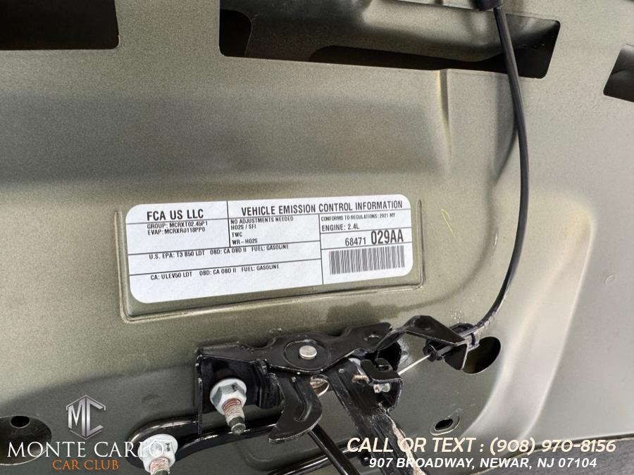 2021 Jeep Cherokee Latitude Plus 4x4, available for sale in Newark, New Jersey | Monte Carlo Car Club llc. Newark, New Jersey 2021 Jeep Cherokee Latitude Plus 4x4, available for sale in Newark, New Jersey | Monte Carlo Car Club llc. Newark, New Jersey