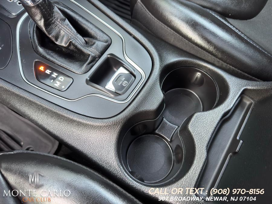 2021 Jeep Cherokee Latitude Plus 4x4, available for sale in Newark, New Jersey | Monte Carlo Car Club llc. Newark, New Jersey 2021 Jeep Cherokee Latitude Plus 4x4, available for sale in Newark, New Jersey | Monte Carlo Car Club llc. Newark, New Jersey
