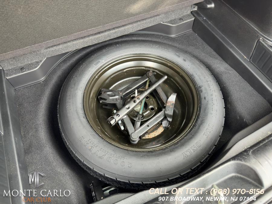 2021 Jeep Cherokee Latitude Plus 4x4, available for sale in Newark, New Jersey | Monte Carlo Car Club llc. Newark, New Jersey 2021 Jeep Cherokee Latitude Plus 4x4, available for sale in Newark, New Jersey | Monte Carlo Car Club llc. Newark, New Jersey
