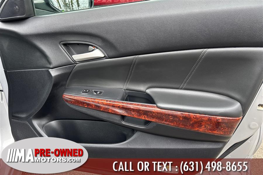 2011 Honda Accord Crosstour 4WD 5dr EX-L, available for sale in Huntington Station, New York | M & A Motors. Huntington Station, New York 2011 Honda Accord Crosstour 4WD 5dr EX-L, available for sale in Huntington Station, New York | M & A Motors. Huntington Station, New York