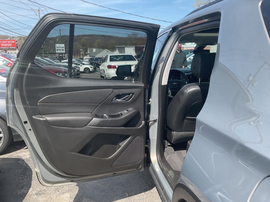 2018 Chevrolet Traverse AWD 4dr LT Leather w/3LT, available for sale in Waterbury, Connecticut | Jim Juliani Motors. Waterbury, Connecticut 2018 Chevrolet Traverse AWD 4dr LT Leather w/3LT, available for sale in Waterbury, Connecticut | Jim Juliani Motors. Waterbury, Connecticut