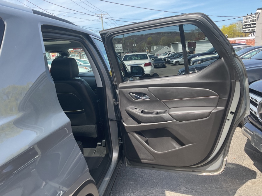 2018 Chevrolet Traverse AWD 4dr LT Leather w/3LT, available for sale in Waterbury, Connecticut | Jim Juliani Motors. Waterbury, Connecticut 2018 Chevrolet Traverse AWD 4dr LT Leather w/3LT, available for sale in Waterbury, Connecticut | Jim Juliani Motors. Waterbury, Connecticut