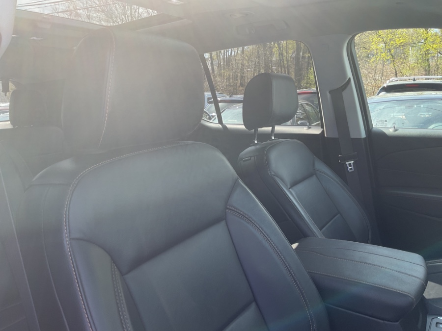 2018 Chevrolet Traverse AWD 4dr LT Leather w/3LT, available for sale in Waterbury, Connecticut | Jim Juliani Motors. Waterbury, Connecticut 2018 Chevrolet Traverse AWD 4dr LT Leather w/3LT, available for sale in Waterbury, Connecticut | Jim Juliani Motors. Waterbury, Connecticut